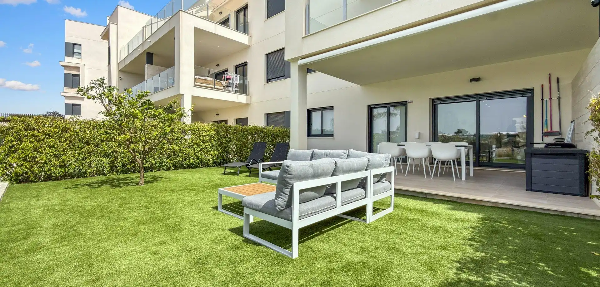 Terraza de Apartamento en venta en Pilar de la Horadada con Jardín privado, Terraza y Amueblado