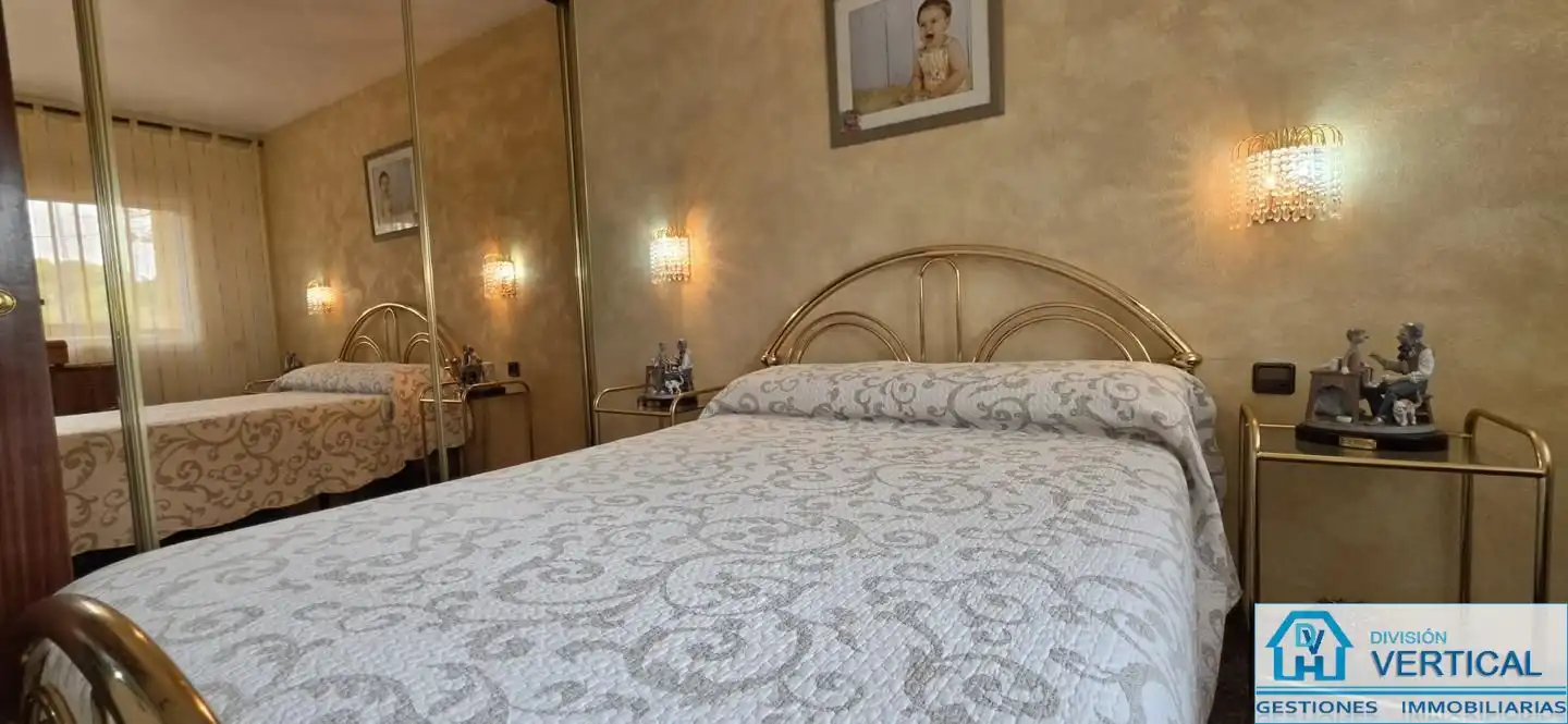 Bedroom of Ground floor for sale in Manises  with Storage room