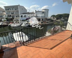 Terrassa de Pis en venda en Empuriabrava amb Aire condicionat, Terrassa i Traster