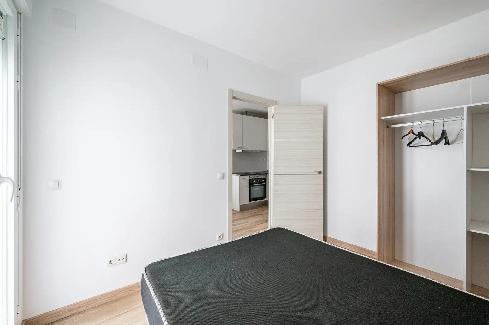 Habitación de Piso de alquiler en Madrid con Aire acondicionado, Amueblado y Lavadora
