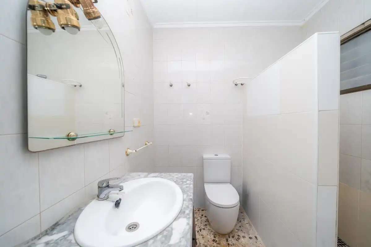 Baño de Finca rústica en venta en Orihuela con Calefacción y Amueblado