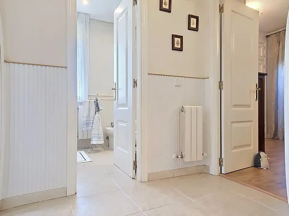 Baño de Casa o chalet en venta en Aranjuez con Aire acondicionado, Calefacción y Jardín privado