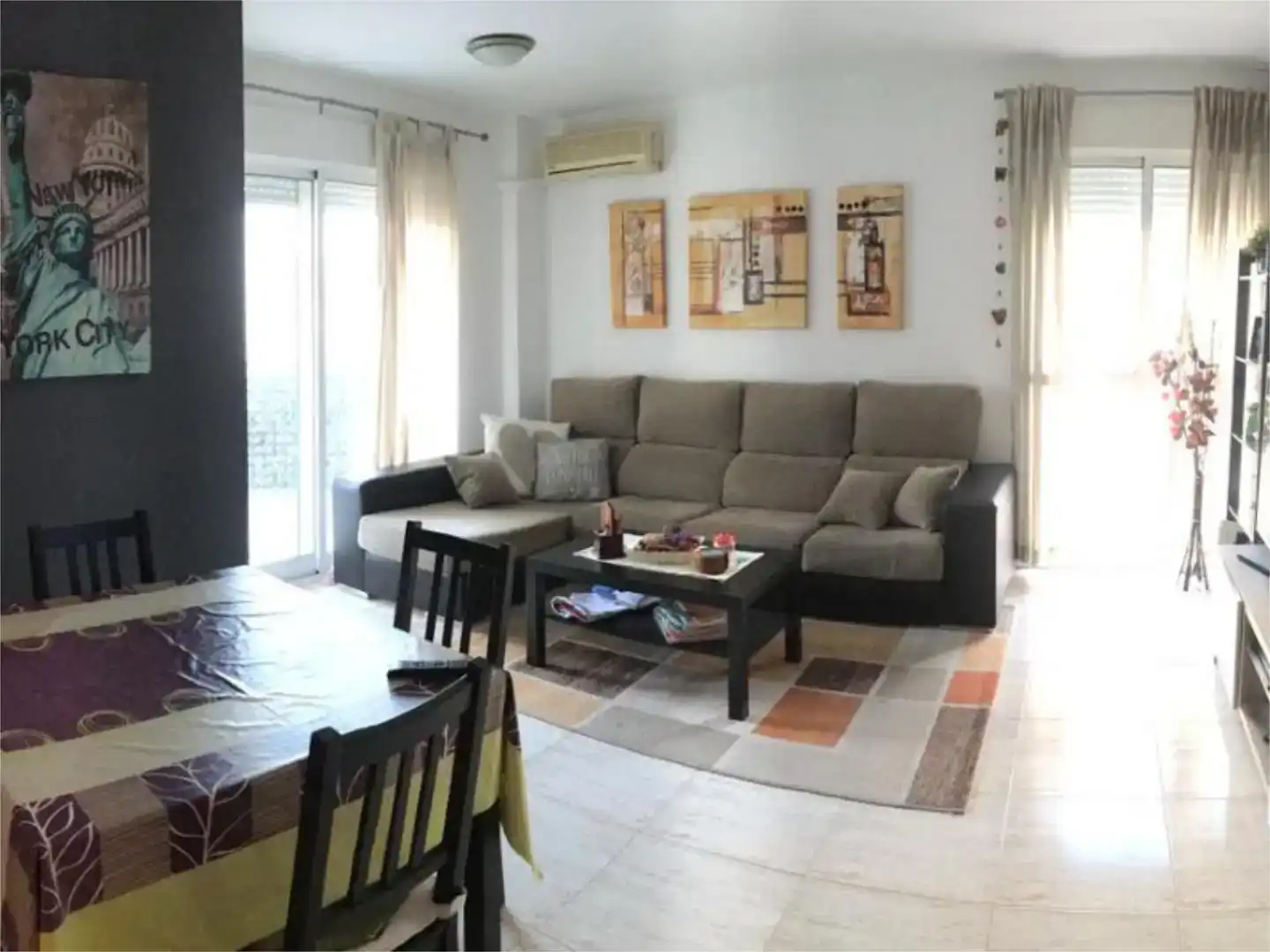 Sala d'estar de Pis de lloguer en  Murcia Capital amb Aire condicionat i Balcó