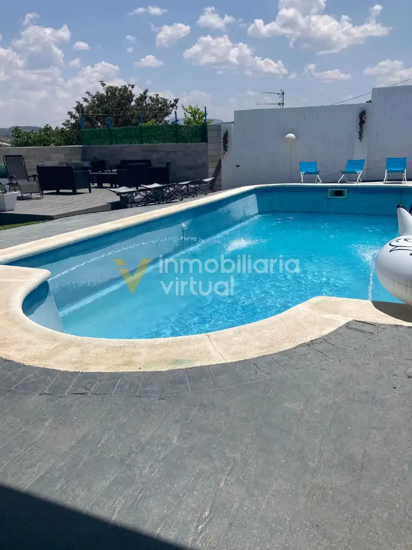 Schwimmbecken von Country house zum Verkauf in Lucena mit Schwimmbad und Möbliert