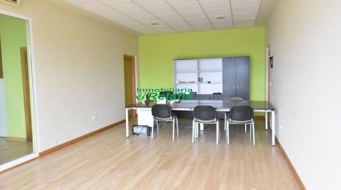 Local Com. en venta en El Puente, 2 despachos., imatge 3