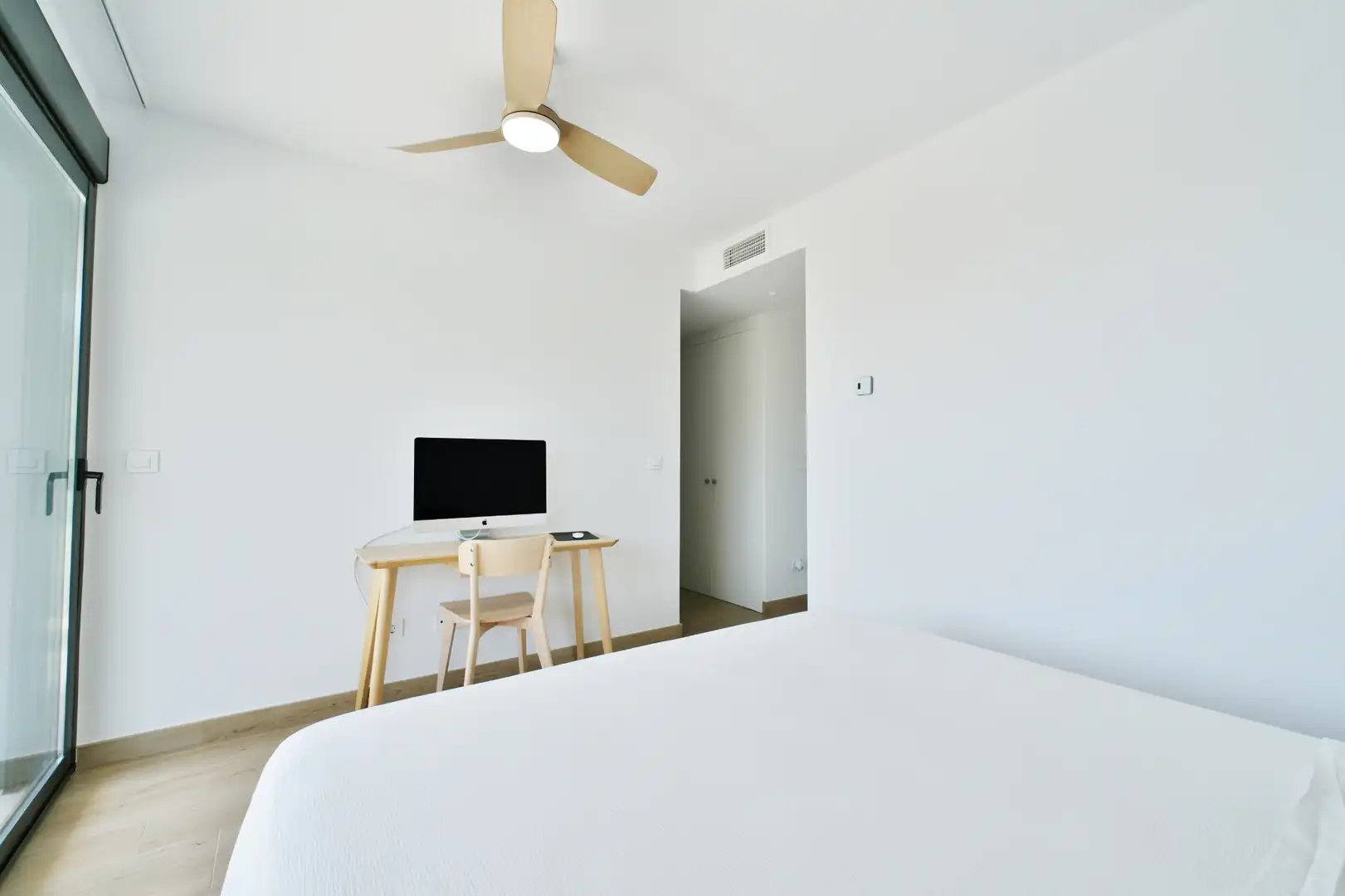 Habitación de Apartamento de alquiler en Sagunto / Sagunt con Aire acondicionado, Calefacción y Terraza