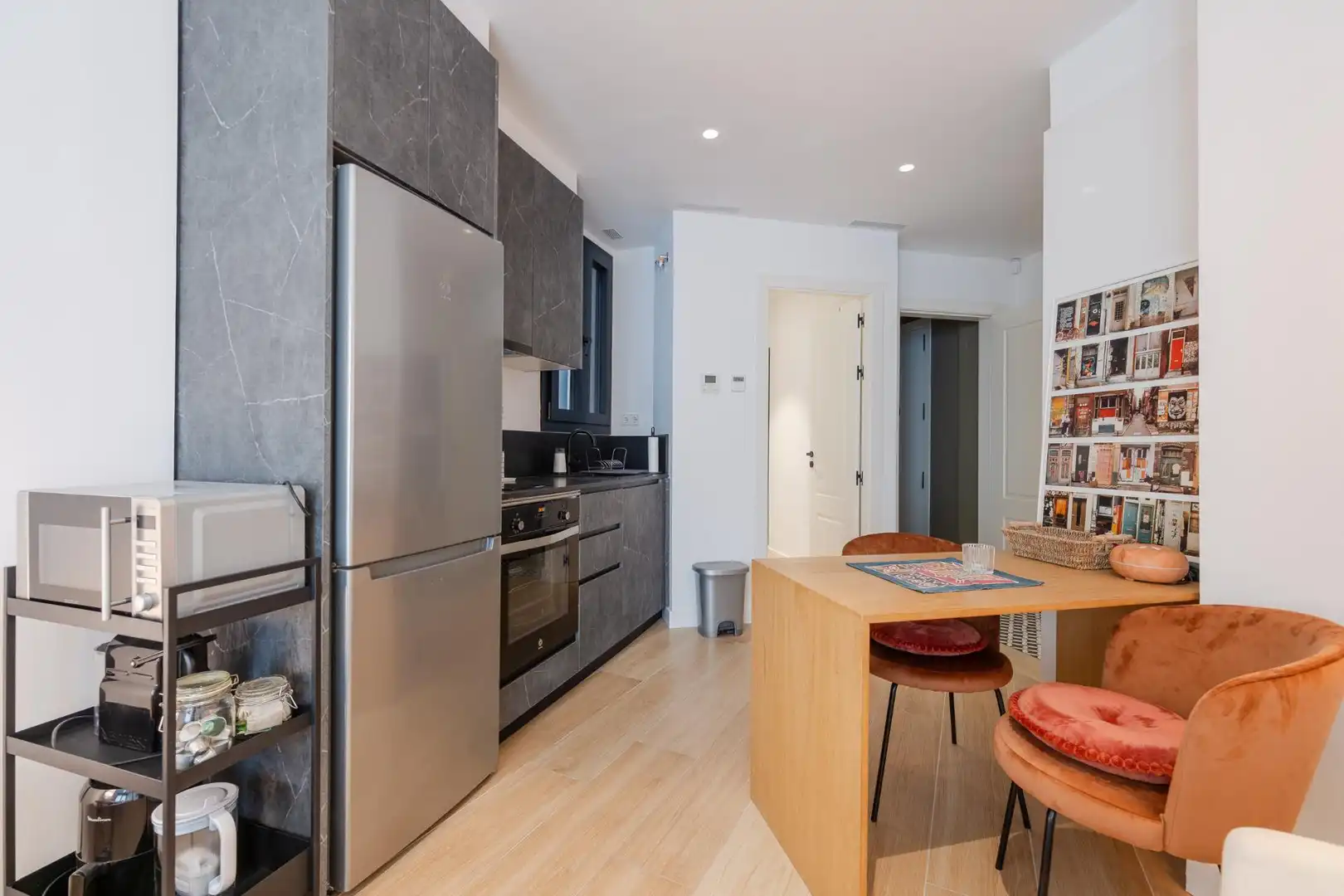 Kitchen of Flat for rent in Girona  with Air Conditioner and Heating