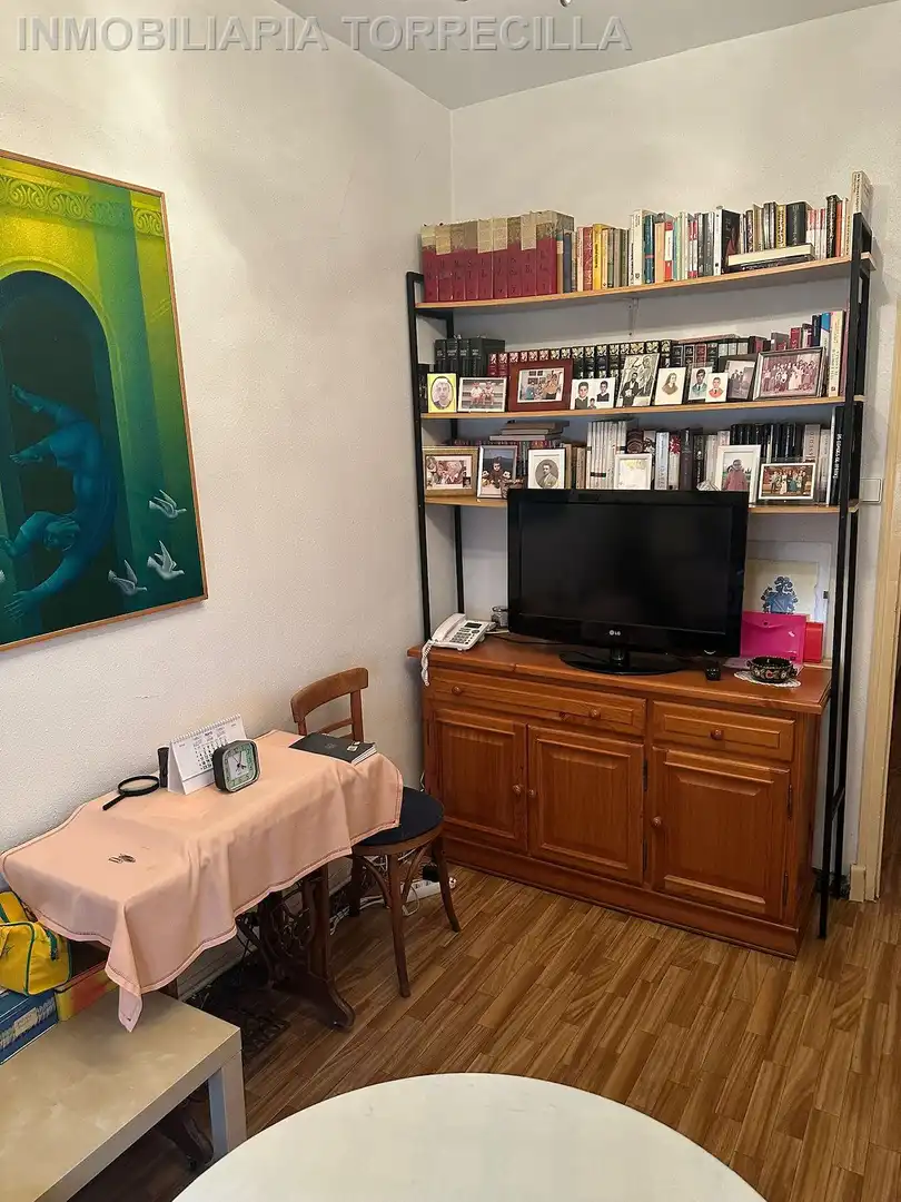 Sala d'estar de Pis en venda en Valladolid amb Balcó