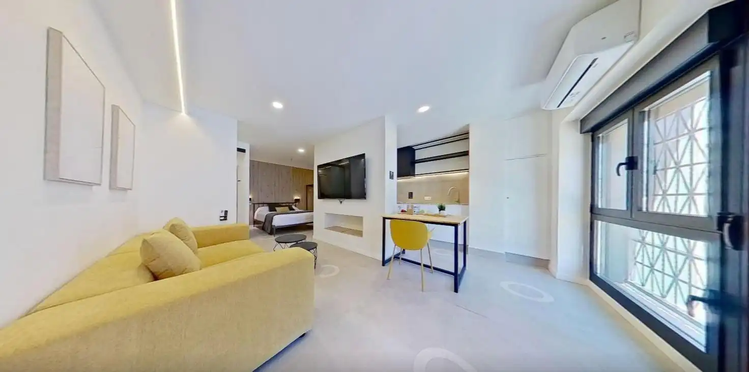 Sala d'estar de Planta baixa en venda en Bormujos amb Aire condicionat i Moblat