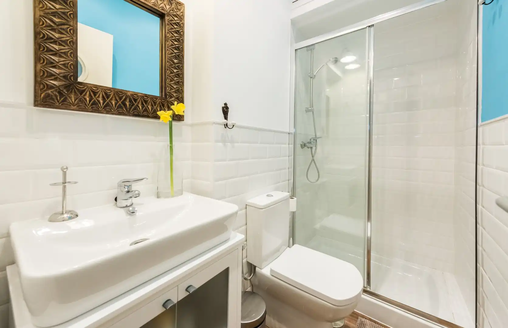Bathroom of Flat for rent in Madrid  with Air Conditioner, Heating and Furnished