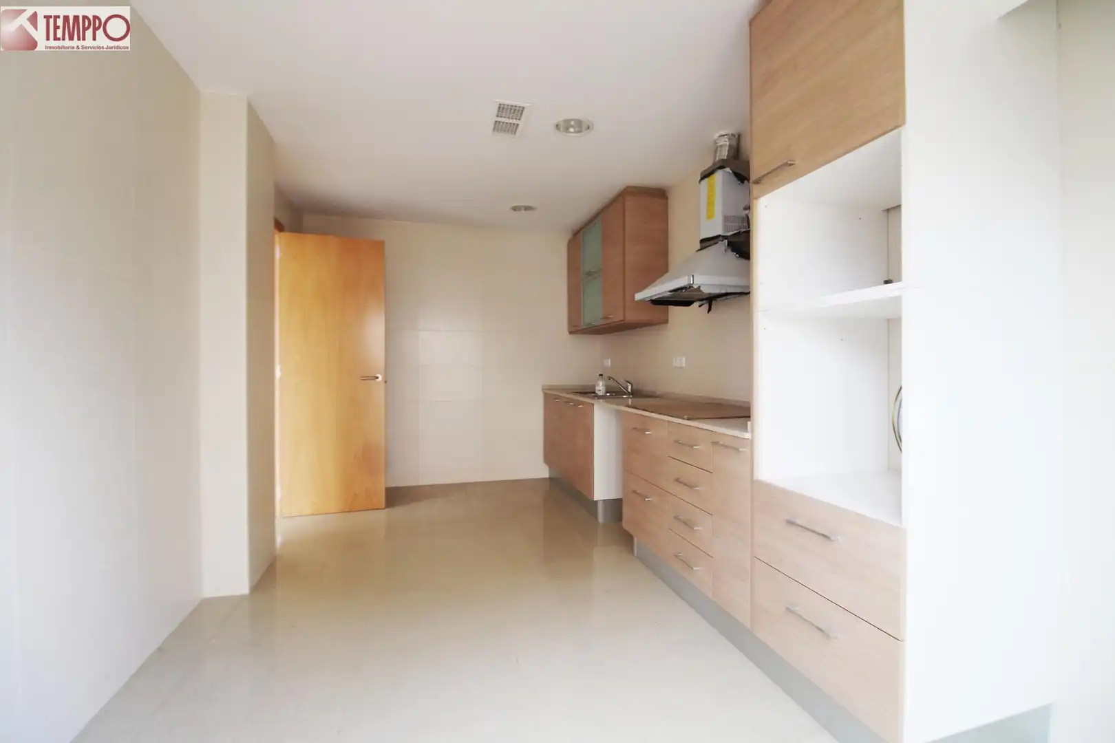 Cocina de Casa adosada en venta en Llorenç del Penedès con Calefacción, Jardín privado y Terraza