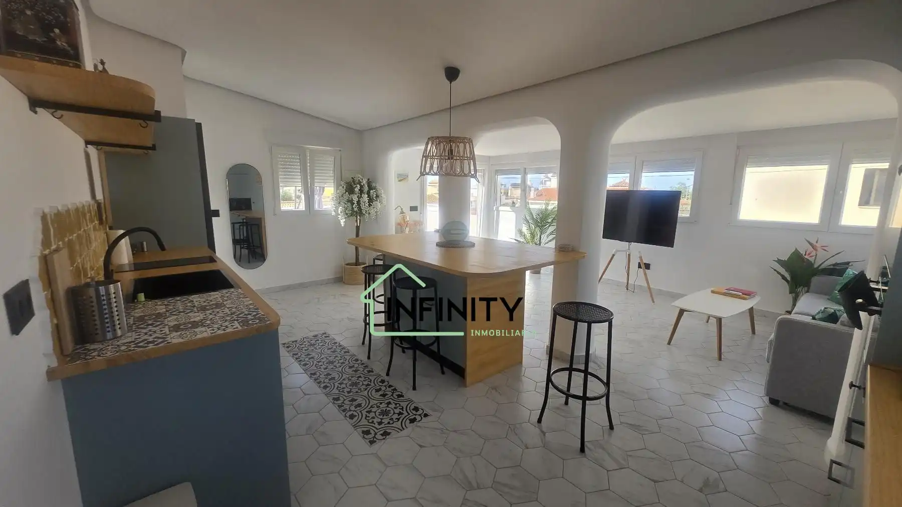 Houses for sale in Oliva Playa