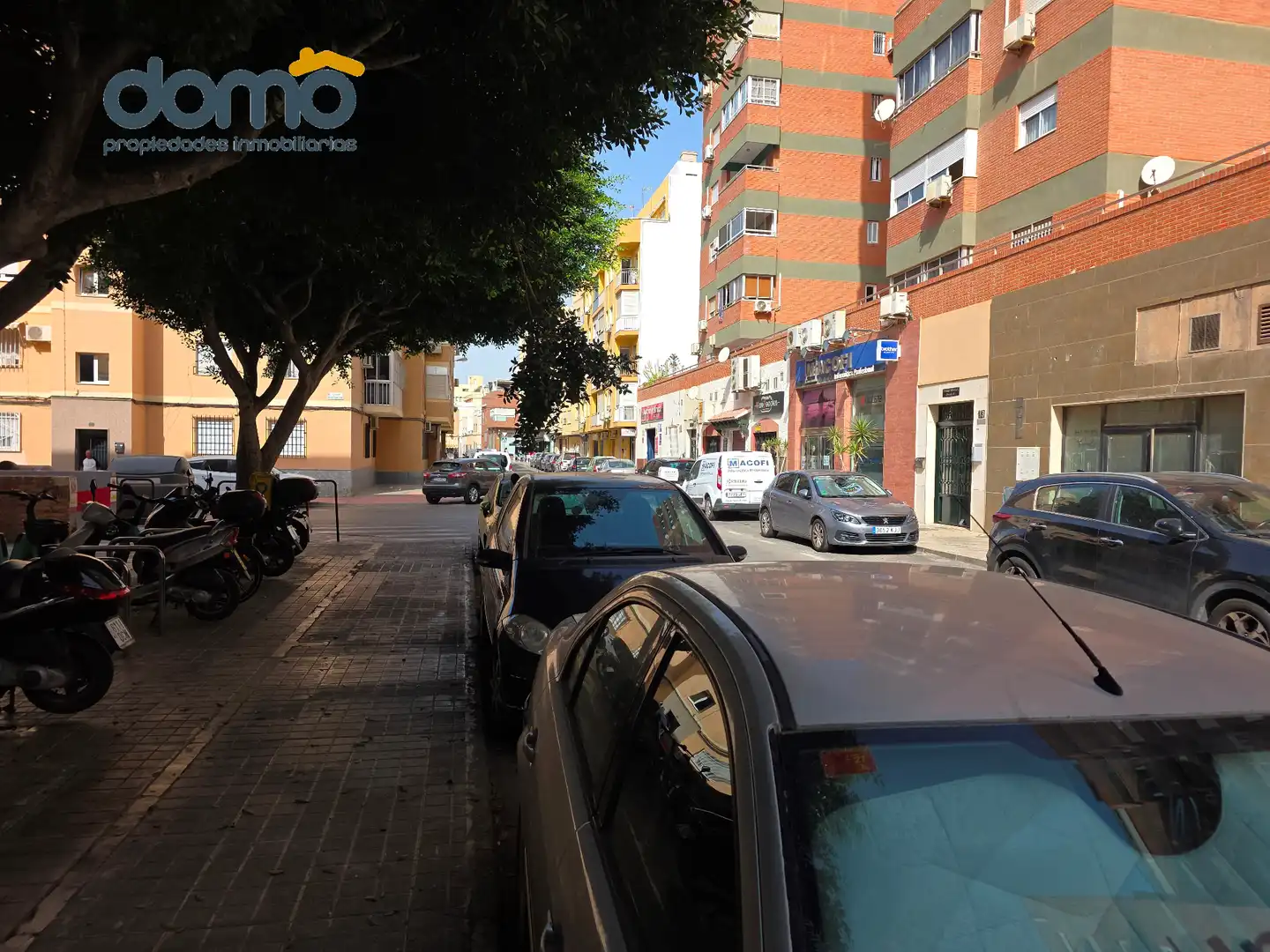 Außenansicht von Geschaftsraum zur Miete in Almería