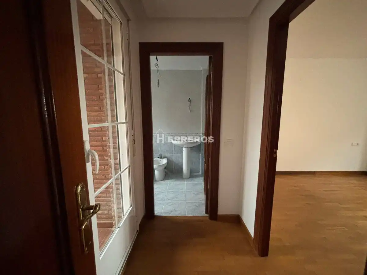 Flat for sale in Uruñuela  with Heating, Parquet flooring and Terrace