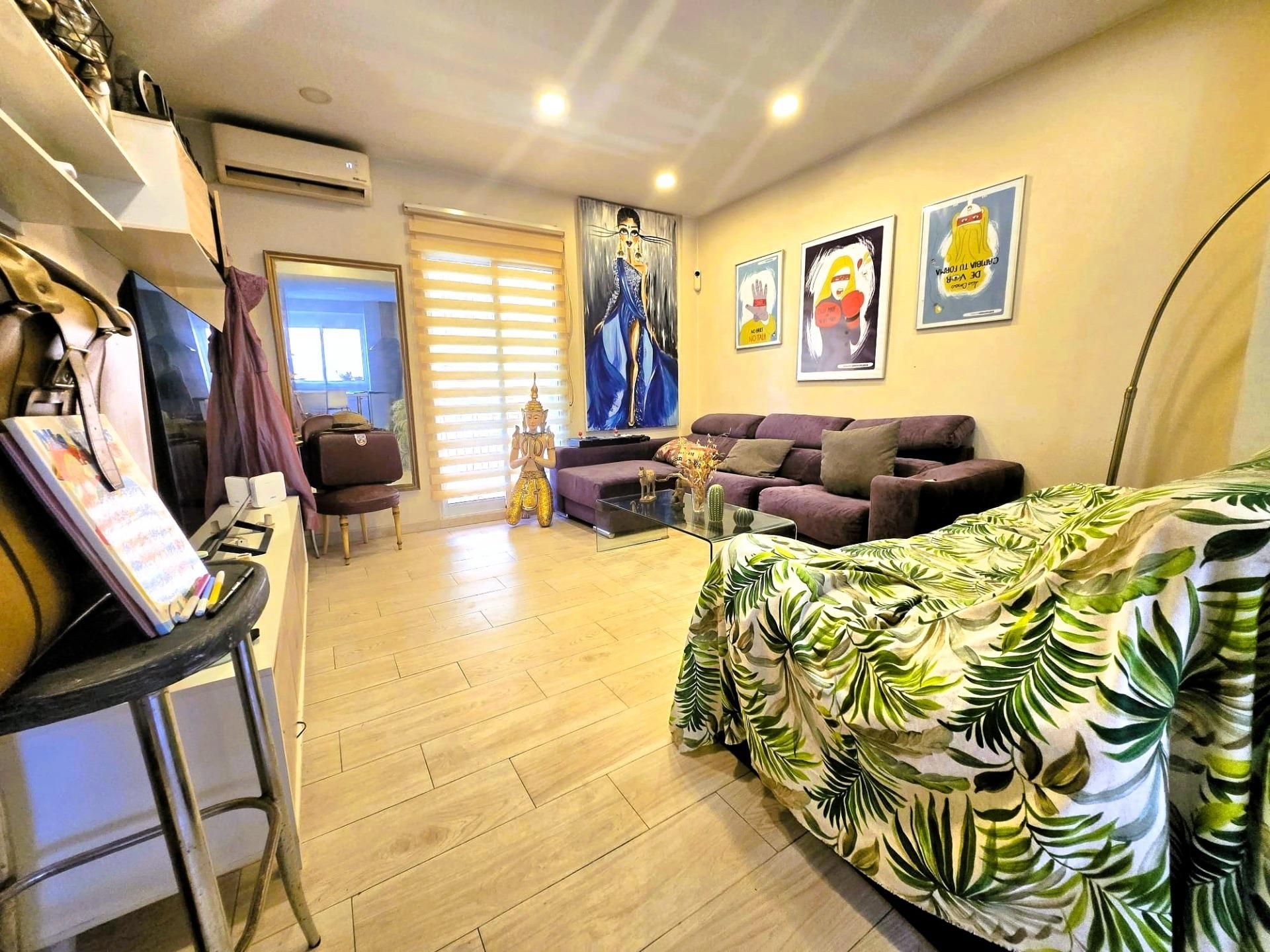 Sala de estar de Piso en venta en  Valencia Capital con Aire acondicionado y Balcón