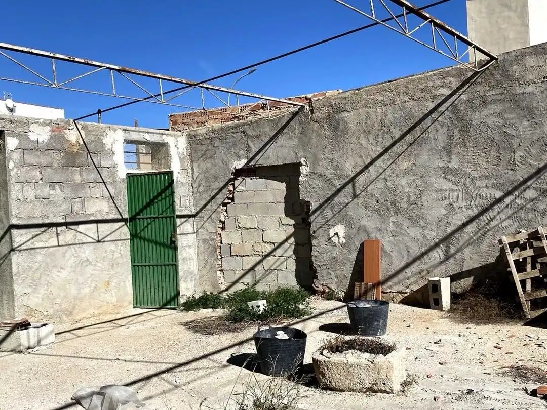 Residential land for sale in Avenida de la Paz 3, imagen 6