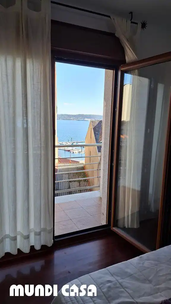 Apartments for sale in PERALTO-ESCARABOTE, Boiro