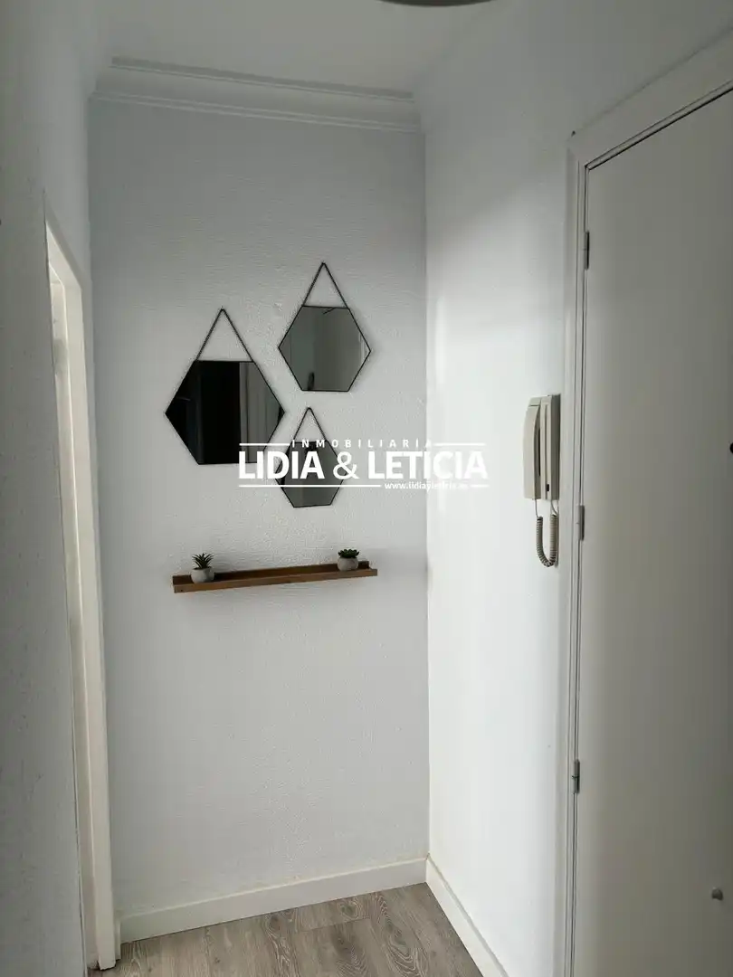 Piso en venta en Alcalá de Guadaira con Aire acondicionado, Terraza y Amueblado