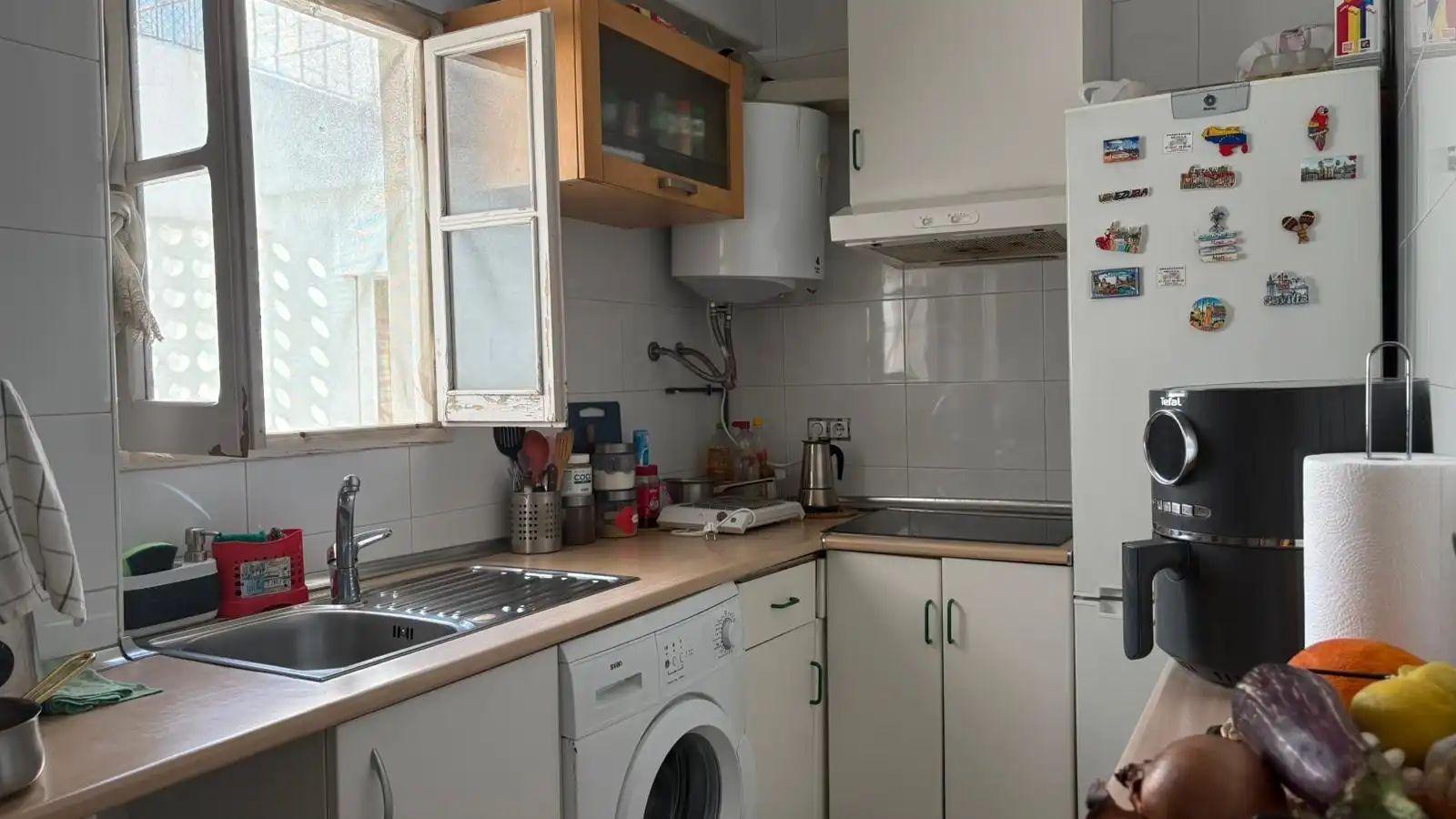 Kitchen of Flat for sale in Sevilla