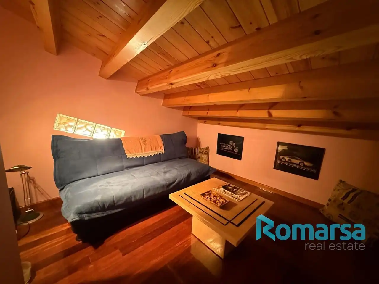 Living room of Houses for sale in Bohoyo  with Heating, Parquet flooring and Furnished