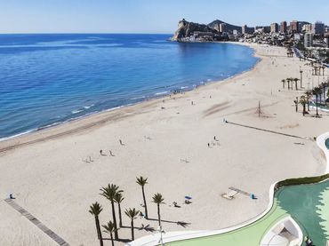 Apartamento con piscina en venta en Avinguda Marina Baixa