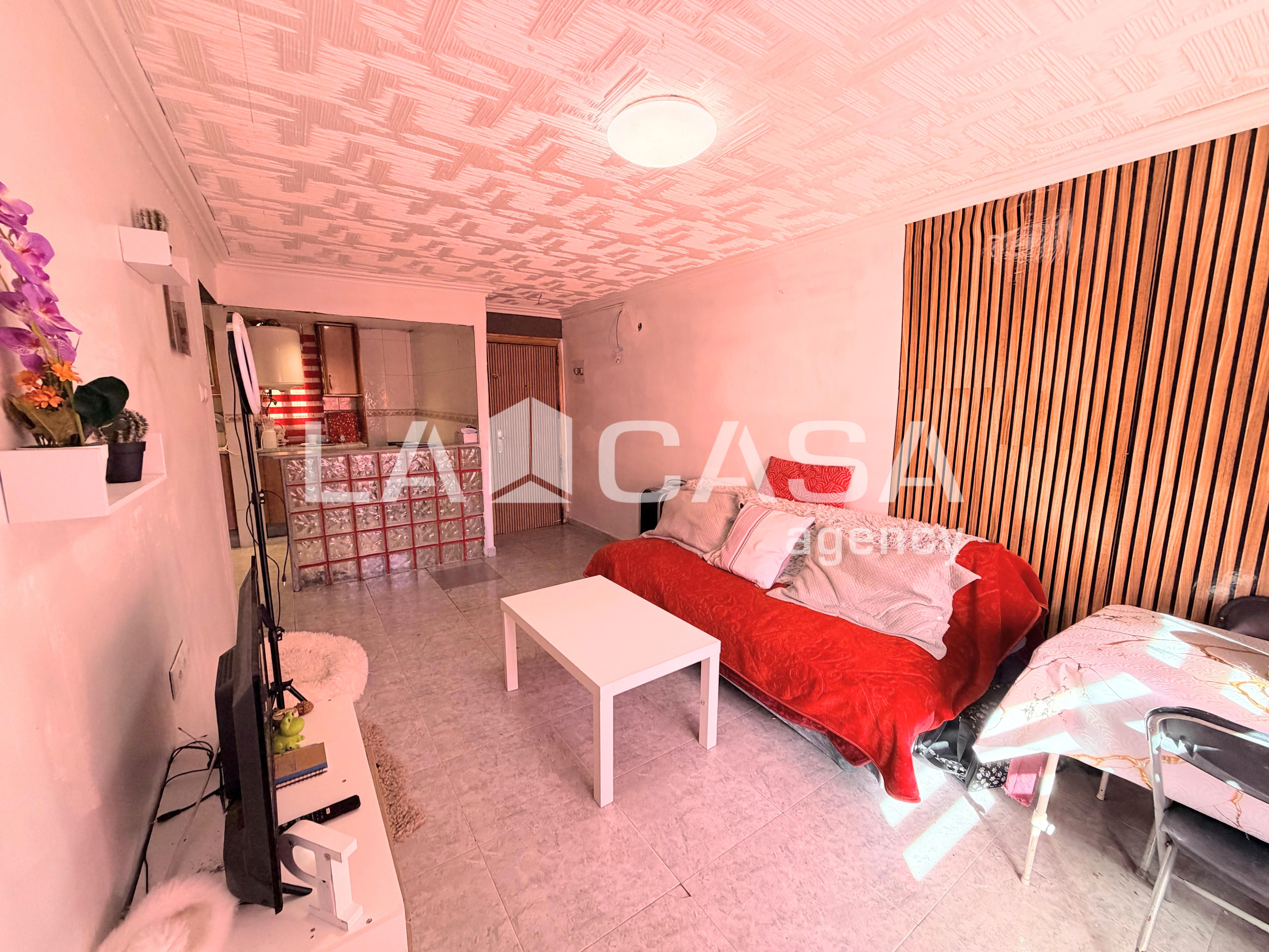 Flat for sale in Badalona