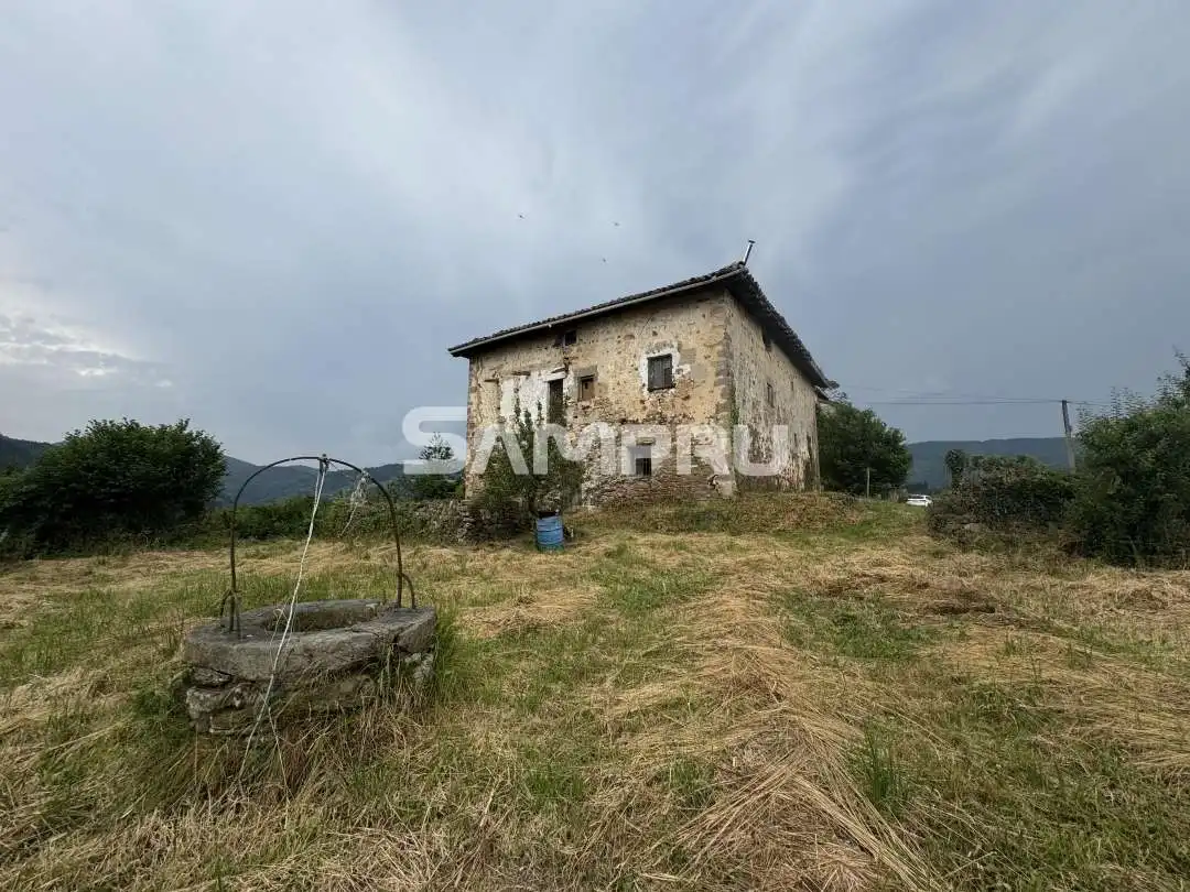 Country house zum Verkauf in Eskoriatza