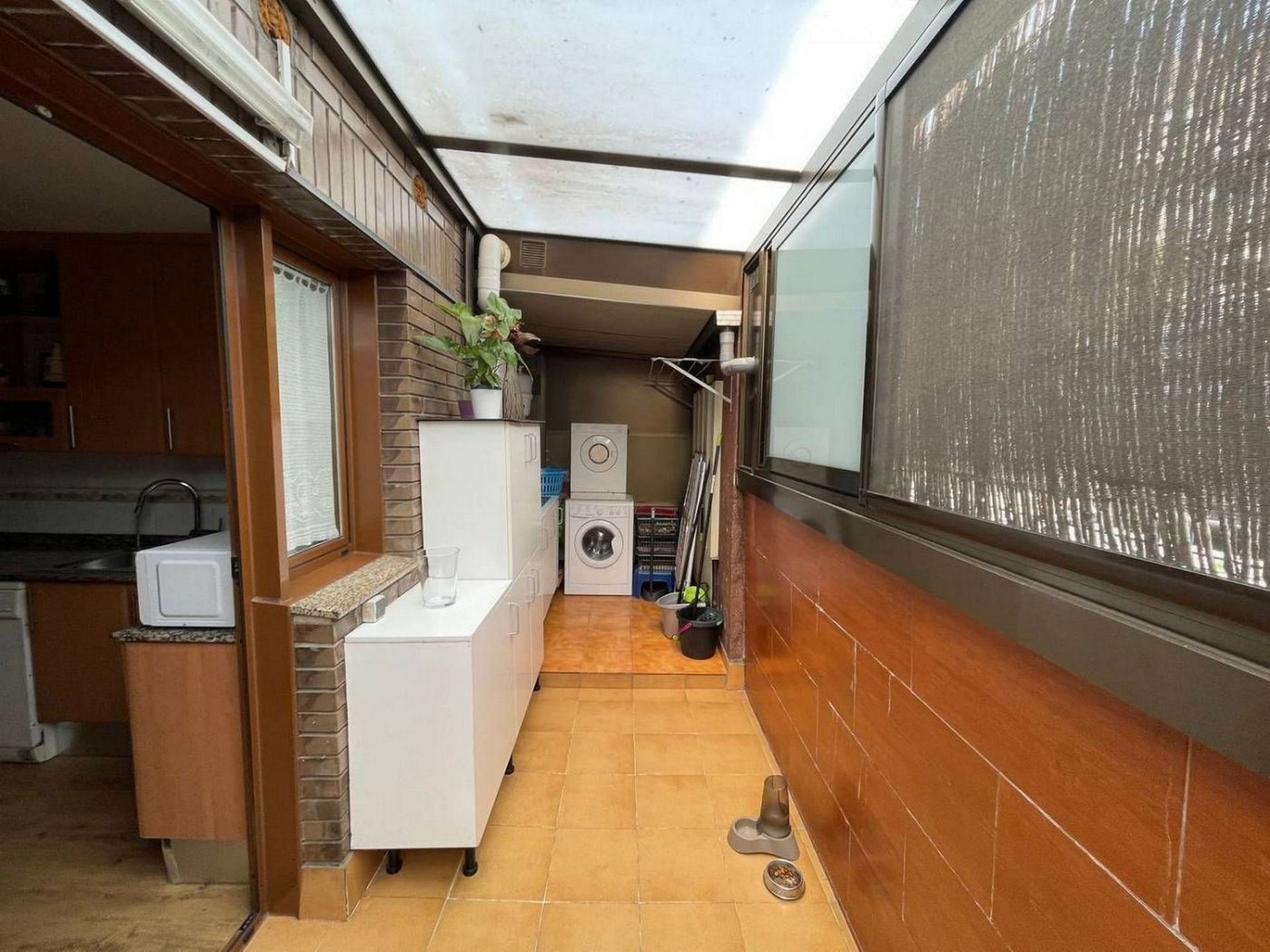 Flat to rent in Sabadell  with Air Conditioner, Furnished and TV