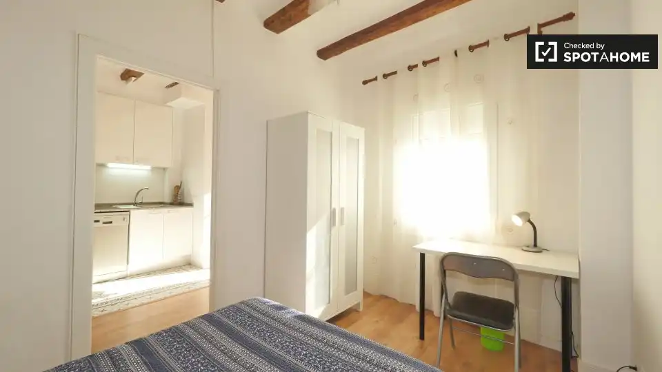 Piso con terraza en alquiler en Ciutat Vella, imagen 15