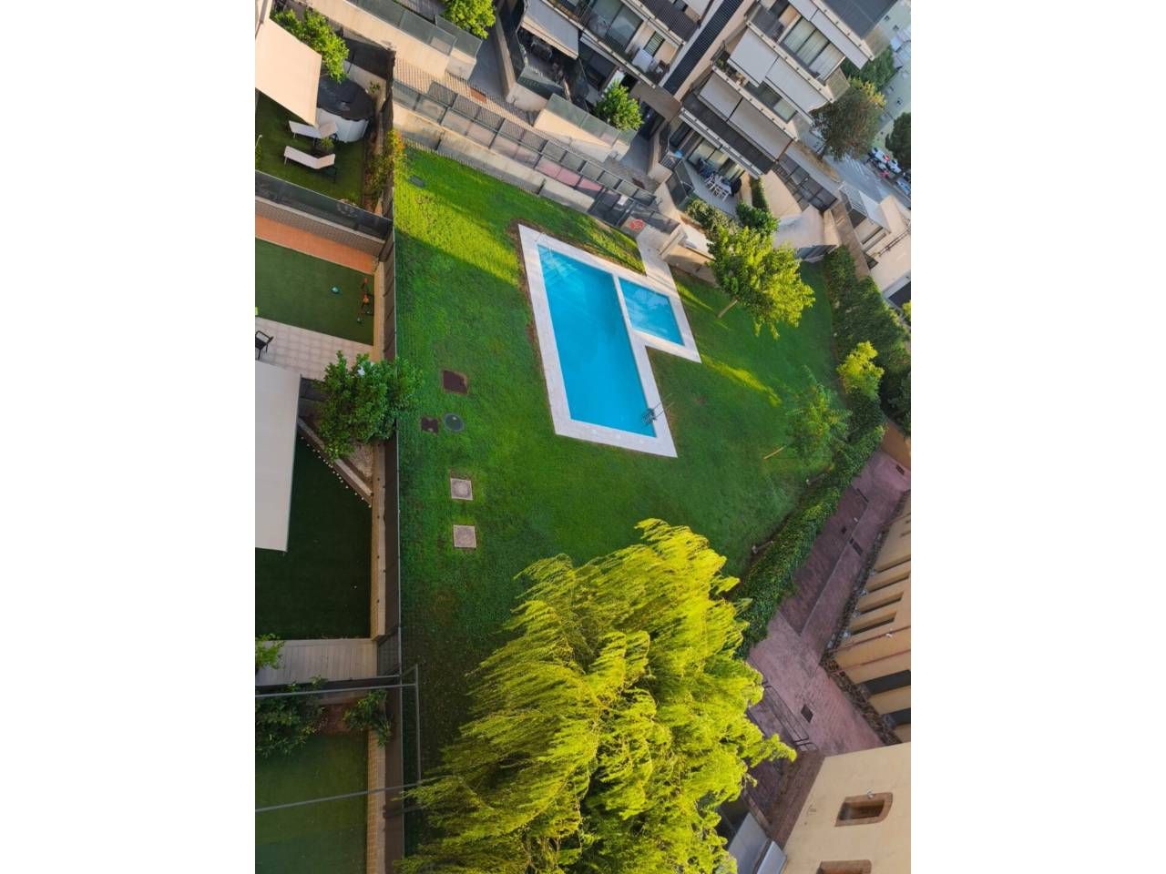 Piscina de Piso en venta en Ripollet con Aire acondicionado, Parquet y Trastero