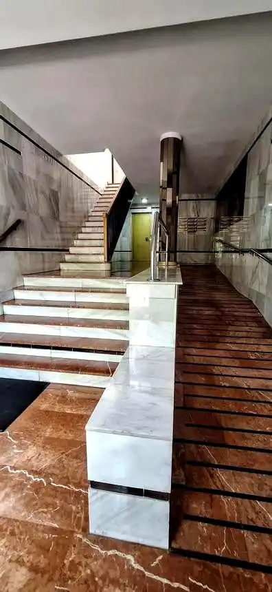 Piso con ascensor en alquiler en Avenida de Diego Martínez Barrio, imagen 2