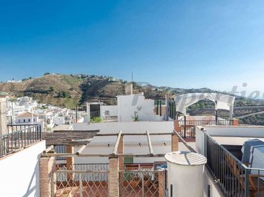 Maison avec balcon à vendre à Cómpeta