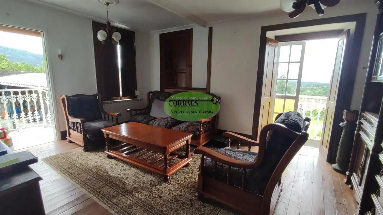 Sala de estar de Casa o chalet en venta en Ramirás con Calefacción, Jardín privado y Piscina