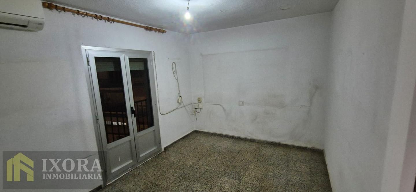 Pis en venda en Linares amb Aire condicionat i Terrassa