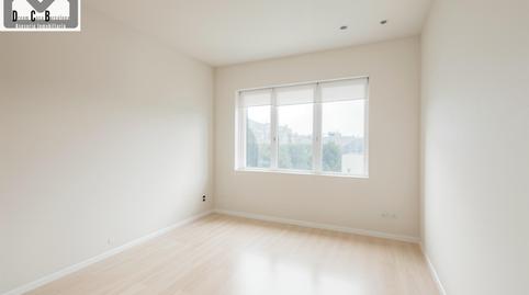 Foto 2 de Piso en venta en La Teixonera, Barcelona