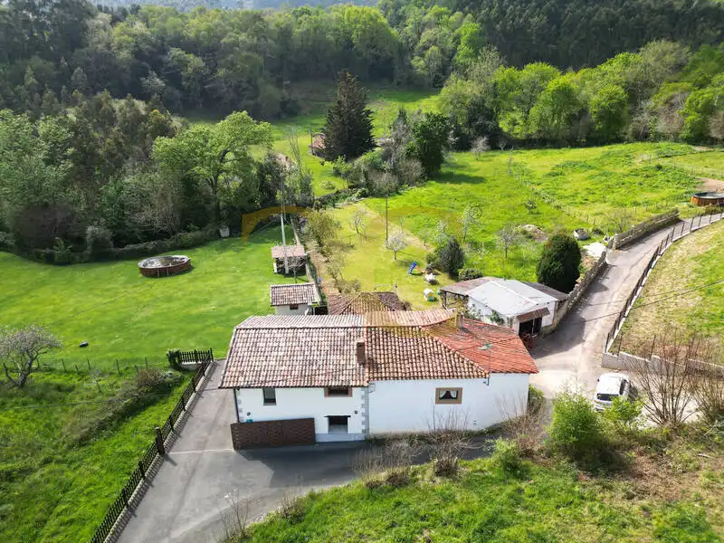 Vista exterior de Casa o chalet en venta en Ribadesella con Calefacción, Jardín privado y Trastero