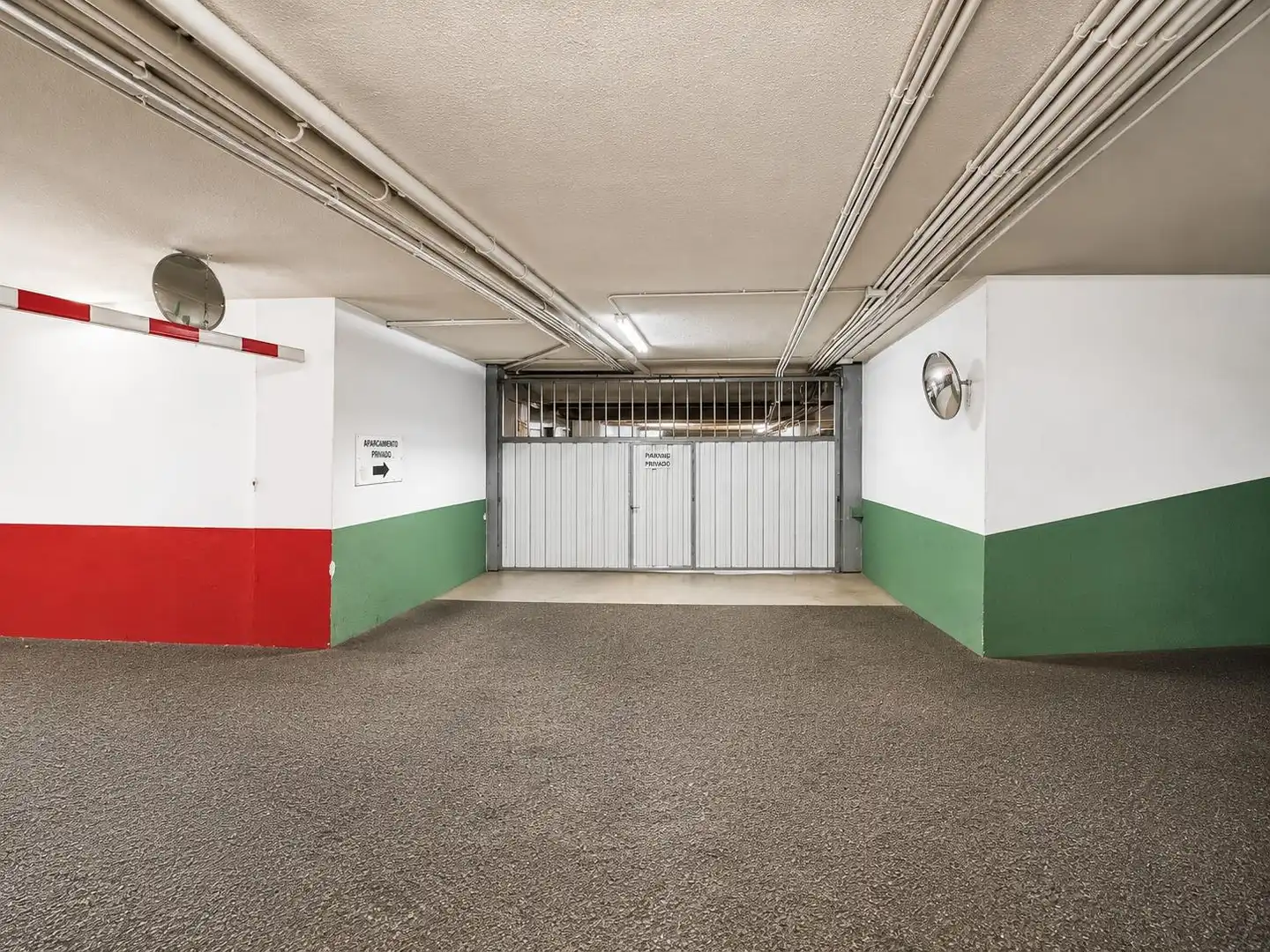 Parkplatz von Garage zum Verkauf in Donostia - San Sebastián 