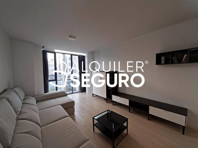 Piso en Alquiler en de la Maquinilla en Palomeras Sureste