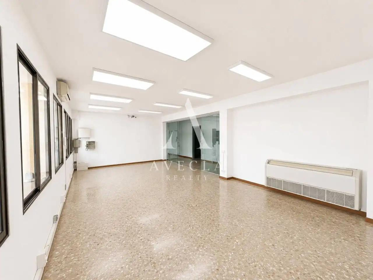 Nave industrial de alquiler en Cornellà de Llobregat