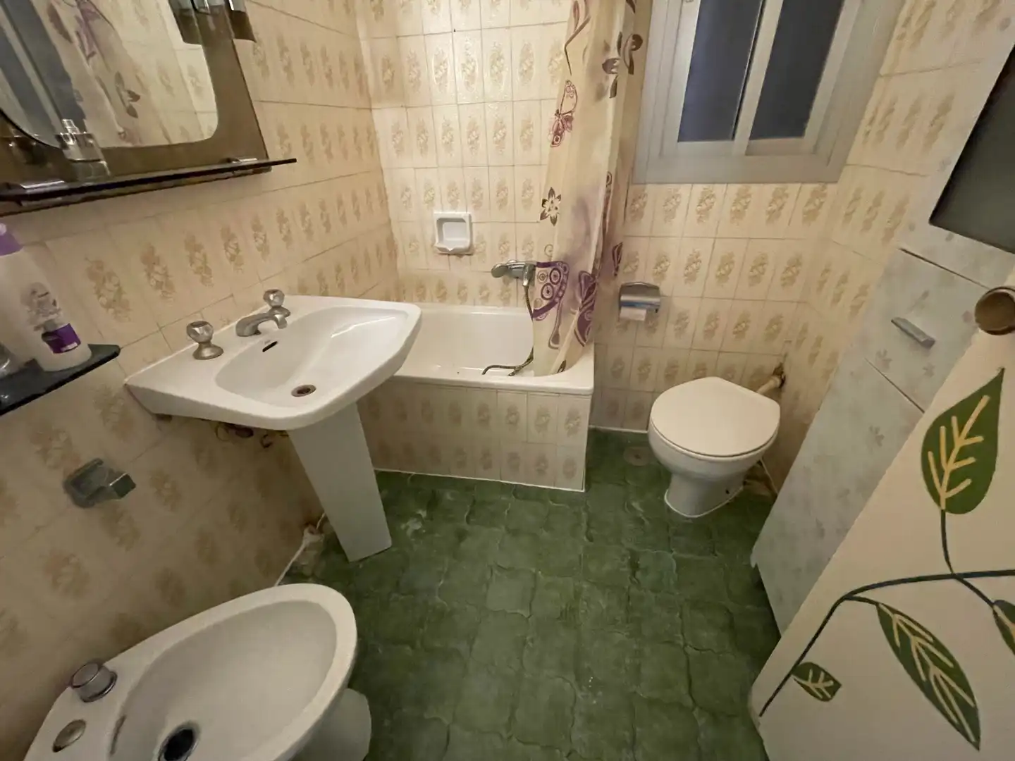 Baño de Piso en venta en Úbeda con Amueblado, Horno y Lavadora