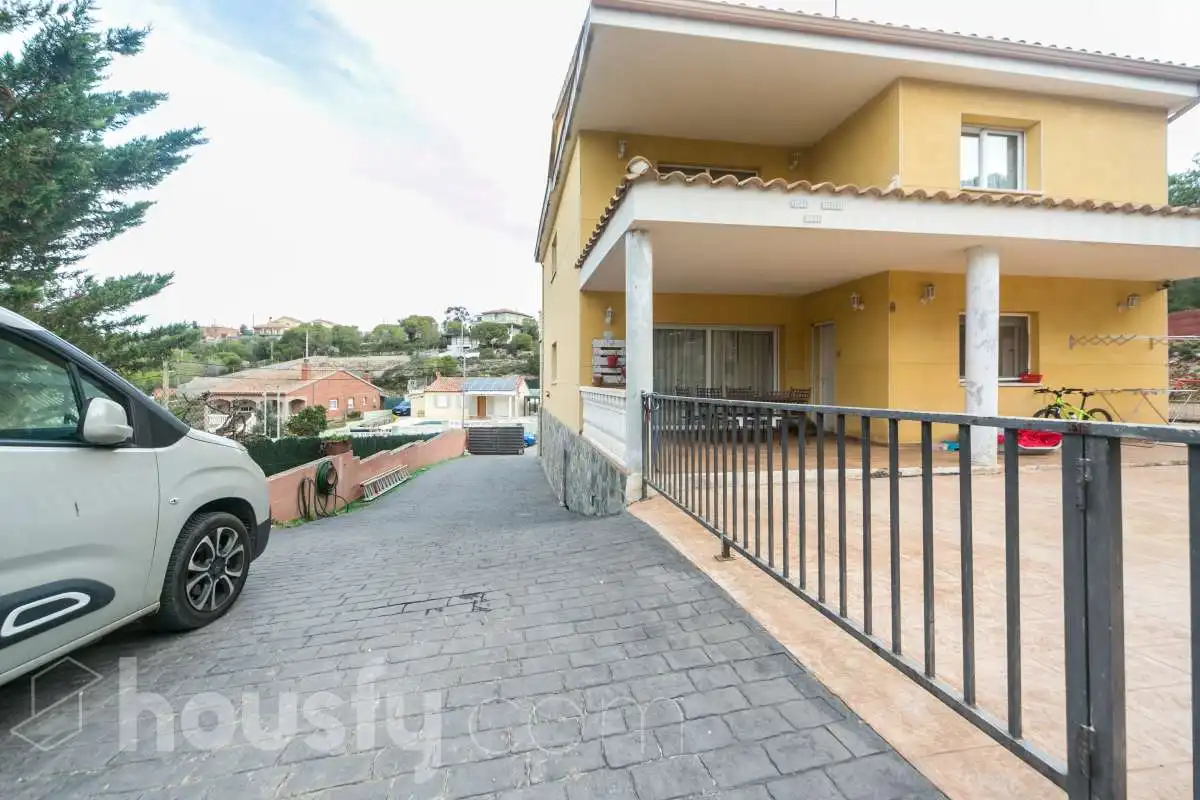 Casa o xalet en venda a Carrer de la Figuera, Olèrdola