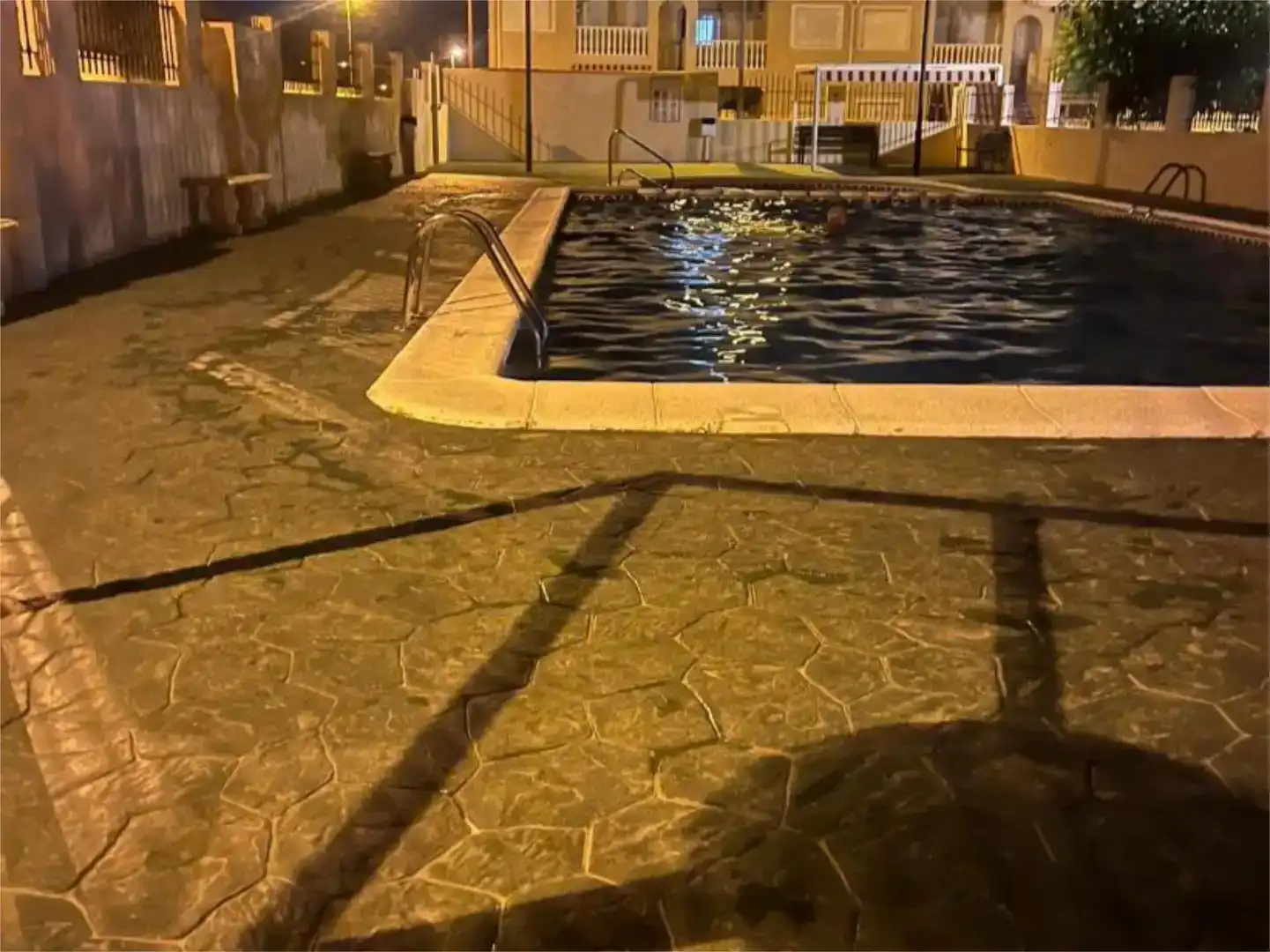 Piscina de Pis en venda en Orihuela amb Aire condicionat, Jardí privat i Parquet