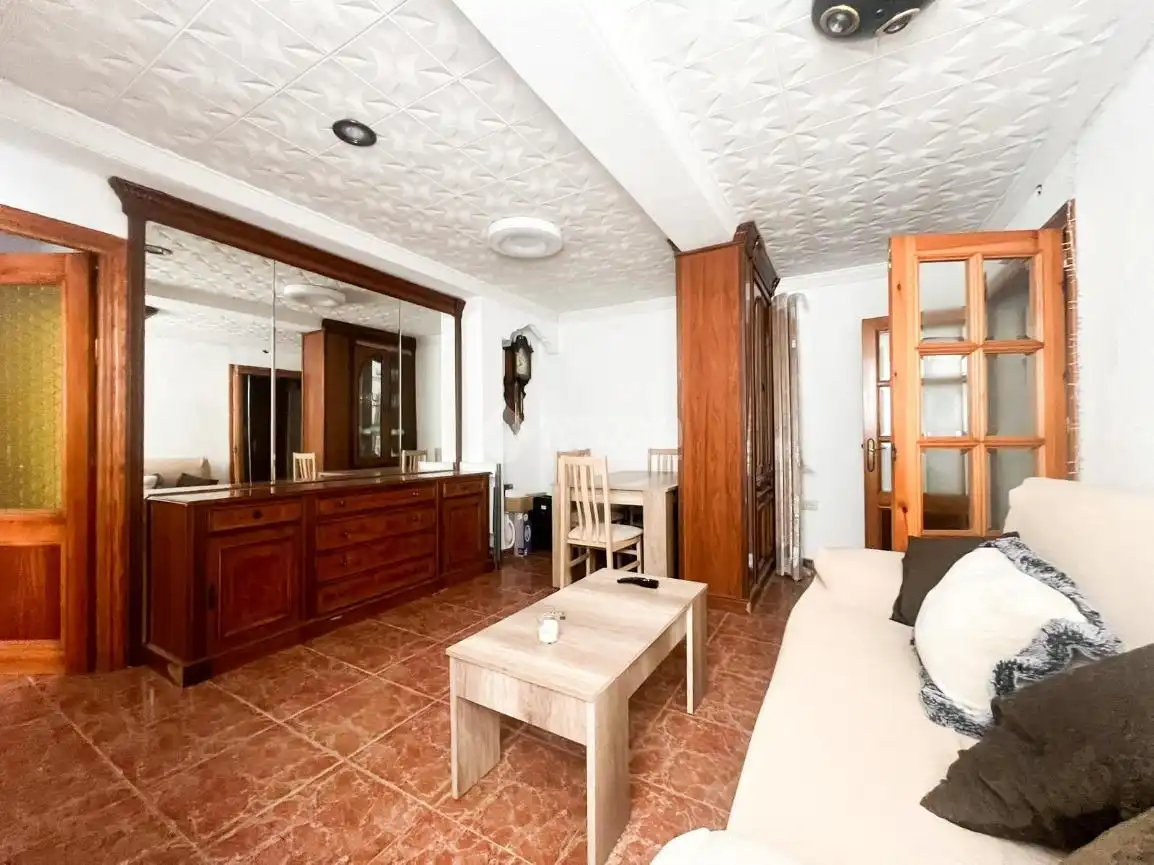 Flat with lift for sale in Campanar