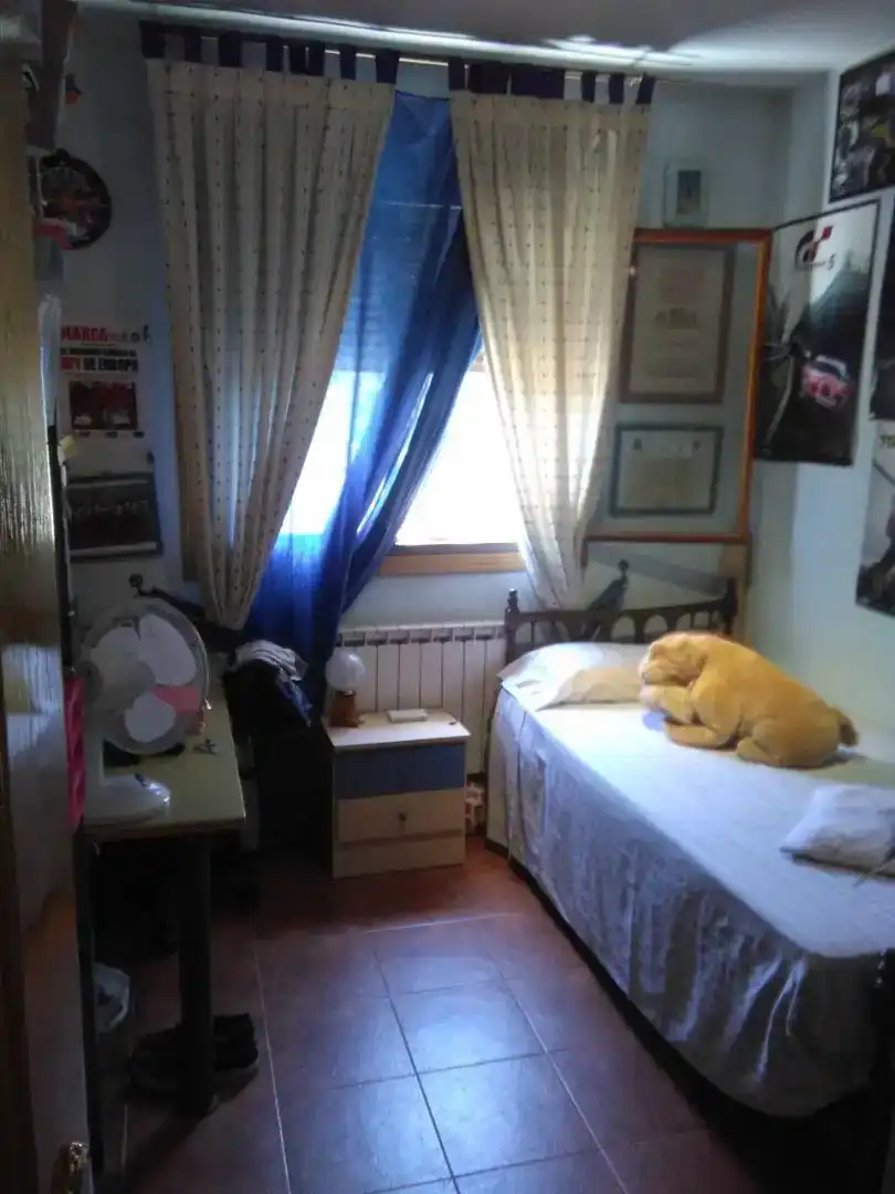 Dormitori de Casa adosada en venda en Ciempozuelos amb Piscina i Balcó