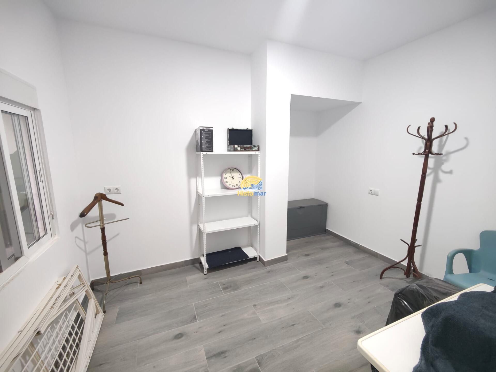 Planta baja for sale in Sagunto / Sagunt  with Air Conditioner and Terrace