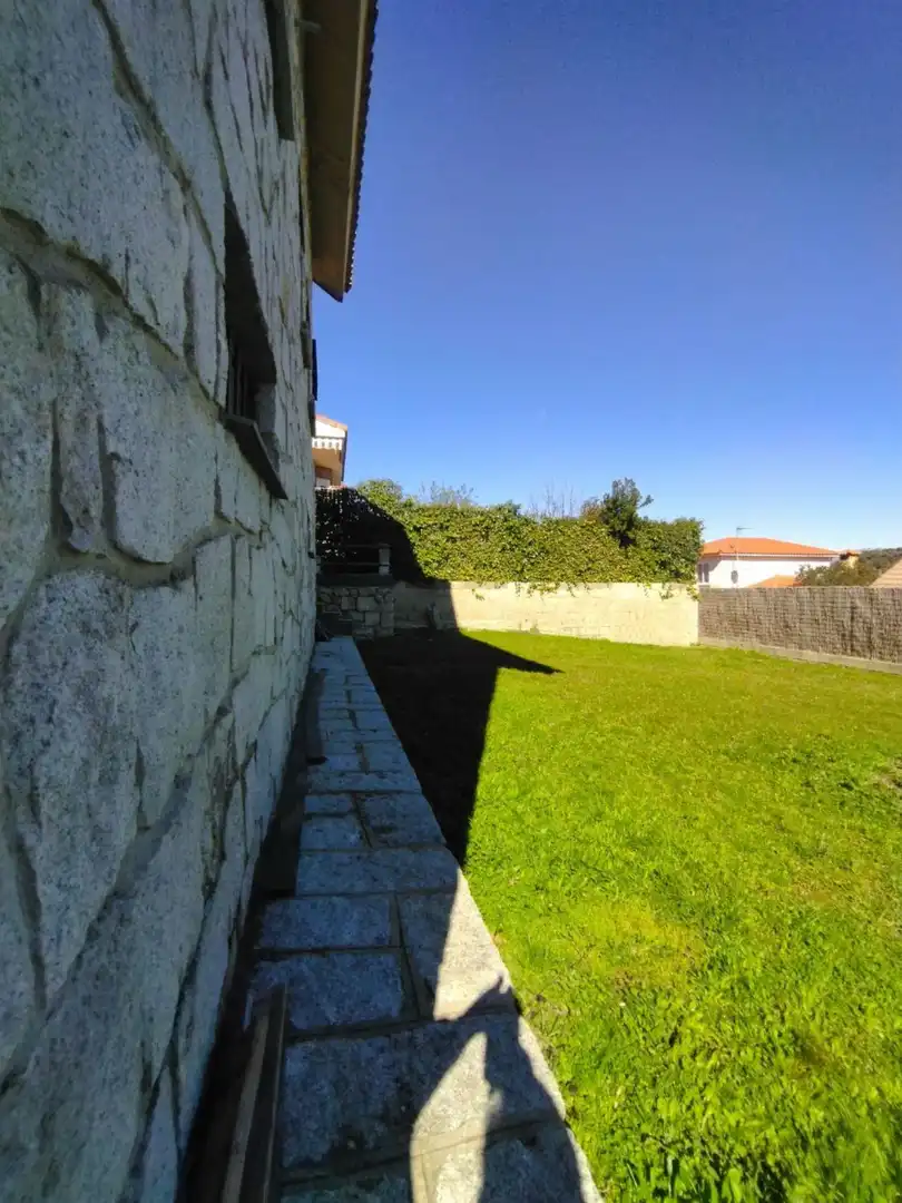 Casa o xalet en venda a Calle Manolo Vázquez, Guadalix de la Sierra
