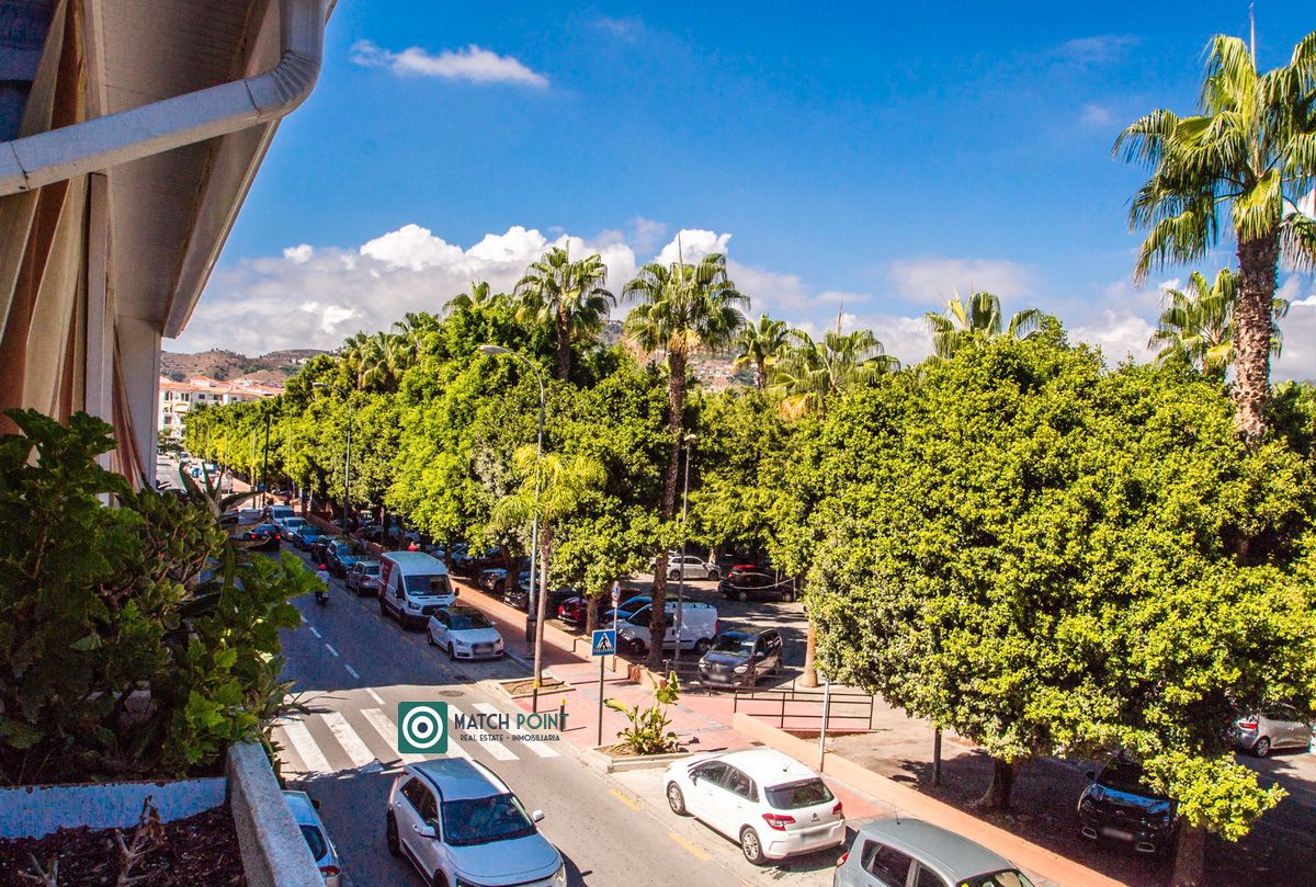 Vista exterior de Piso de alquiler en Almuñécar con Amueblado