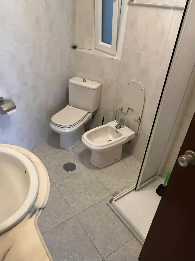 Bathroom of Flat for rent in A Coruña Capital   with Heating, Furnished and Oven