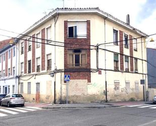 Exterior view of Building for sale in León Capital 