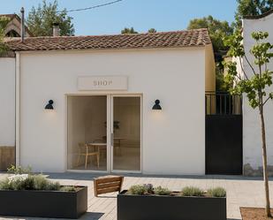 Vista exterior de Local de lloguer en Sant Cugat del Vallès amb Terrassa i Alarma
